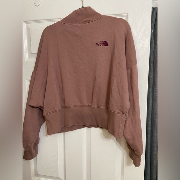 2/$20🌸 North Face Mockneck - Picture 2 of 4